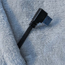 Glovii-lammitettava-pehmea-poncho-akulla-4